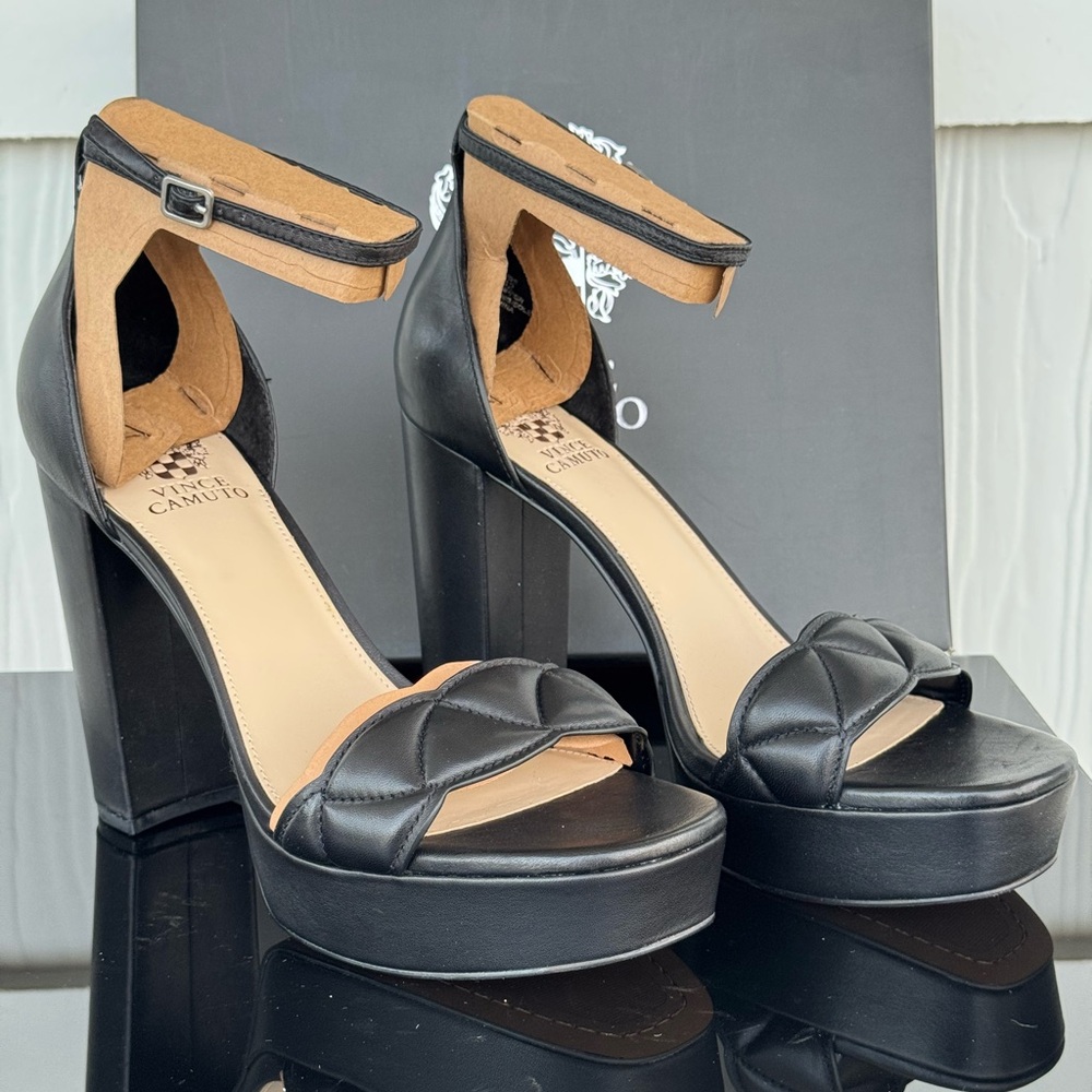 Vince Camuto Black Quilted Platform Heels